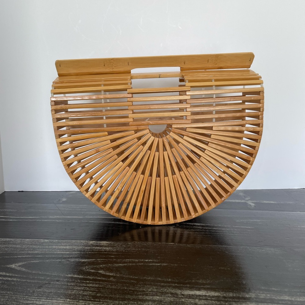 Vacation Rattan Woven Retro Hollow Hand Bag Semi Circle Purse Open Weave Design
